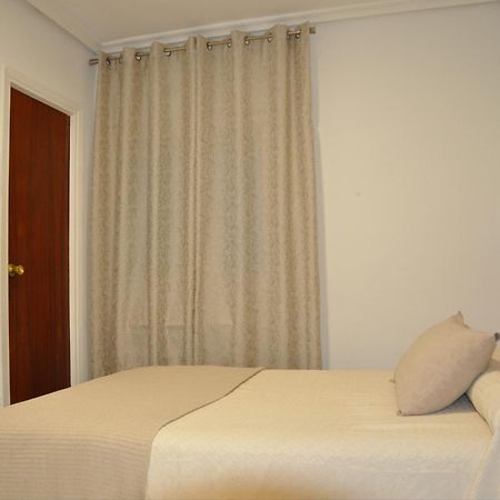 Hostal Ramon Y Cajal Valladolid Ngoại thất bức ảnh